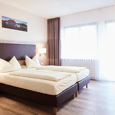 Landgasthof & Jossatal Hotel 3*