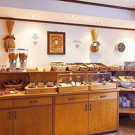 Landgasthof & Jossatal Otel