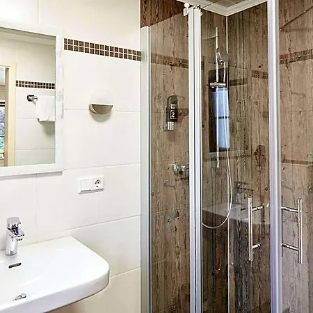 Landgasthof & Jossatal Otel 3*